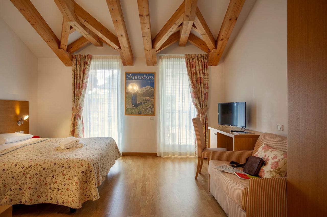 Hotel Romanda Levico Terme Exteriör bild