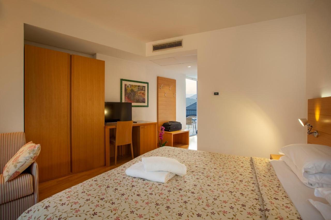 Hotel Romanda Levico Terme Exteriör bild